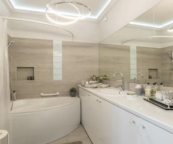 Prestige & Sea Playa Baltis 63 *